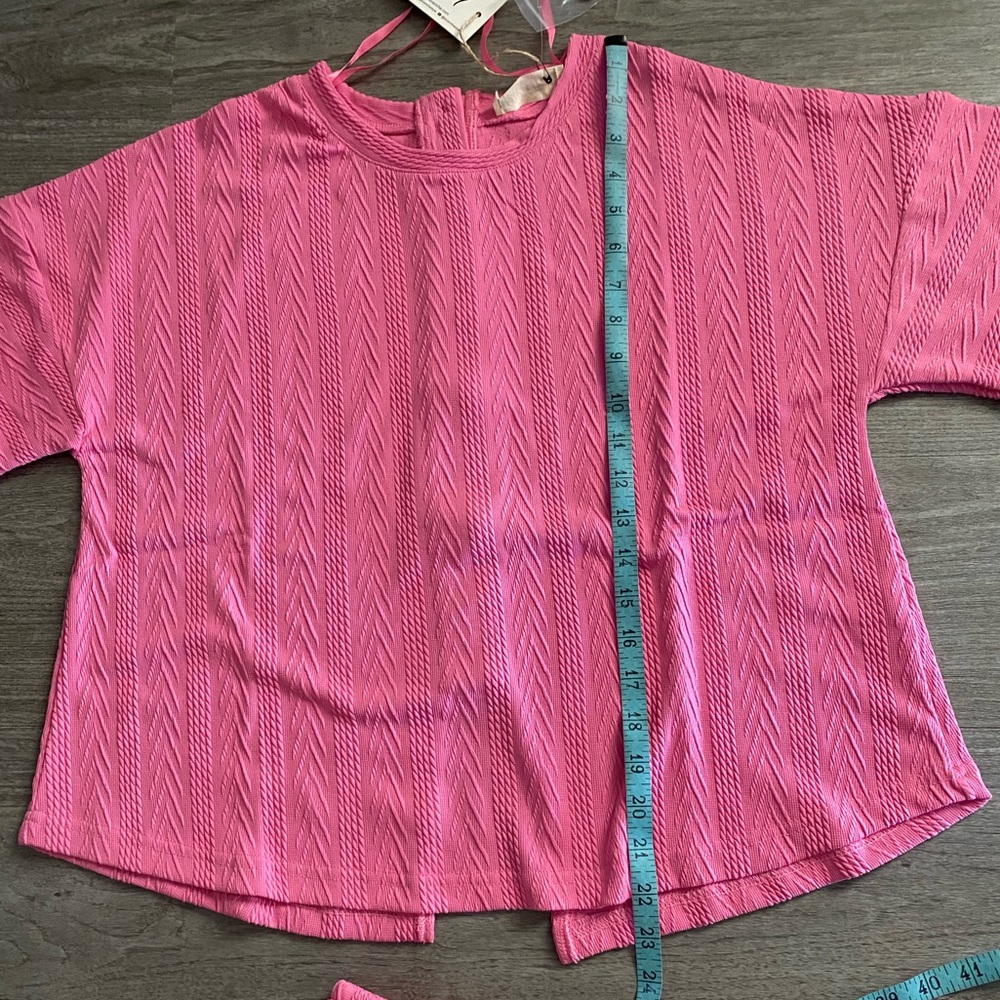 New In Textured Pattern Short Set NWT - Picture 6 of 13